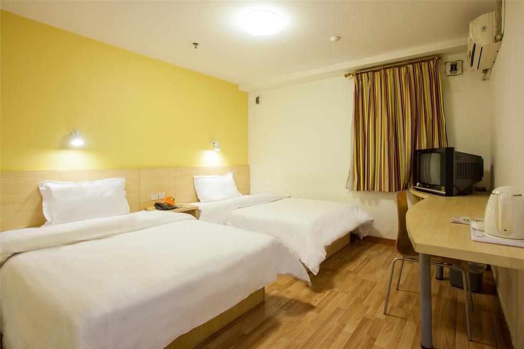 7Days Inn Changsha Jingwanzi International Furniture Square Чанша Экстерьер фото